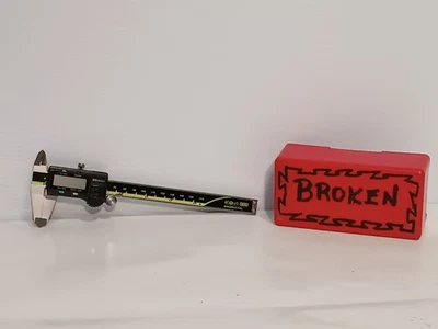 Mitutoyo Absolute AOS Digimatic Calipers: 150mm/6 in, Sold for Parts or Repair - Изображение 1 из 4