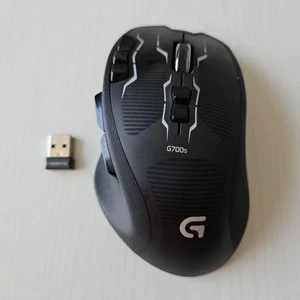 Logitech G700s Wireless Gaming Mouse Rechargeable Multi-Button D040 - Picture 1 of 6