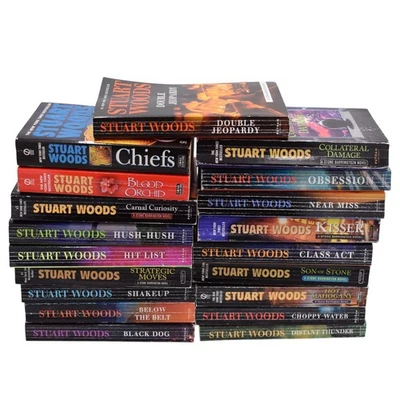 Lot of 17 Stuart Woods STONE BARRINGTON Paperback Novels + Blood Orchid & Chiefs Foto 1 de 4