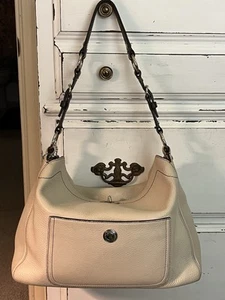 COACH 8A39 Chelsea Crème Pebbled Leather Turnlock Hobo Shoulder Handbag Purse - Picture 1 of 5