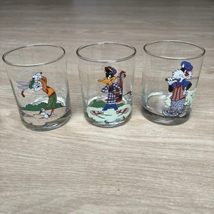 Vtg 90s Warner Bros Looney Tunes Golf 3 Glasses Lot Gold Bugs Donald Sylvester - Picture 1 of 8