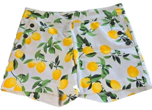 Isaac Mizrahi Women's Shorts Size 10 Fruit Lemon Summer #JLSO1745 - Picture 1 of 12