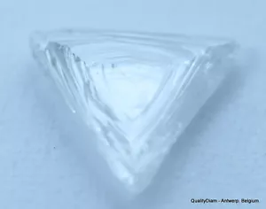 E VVS2 DIAMANTE NON TAGLIATO NOTO ANCHE COME DIAMANTE GREZZO ESTRATTO DA UNA MINIERA DI DIAMANTI - Foto 1 di 7