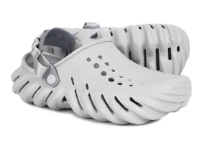 Crocs Echo Clog Unisex Freizeit Hausschuhe Sandalen Slipper Schuhe grau Neu mit Etikett 207937-1FT - Bild 1 von 12