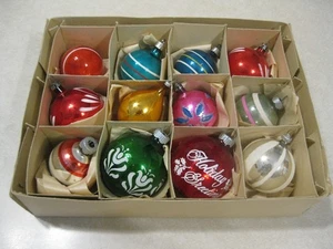 Lot 12 Vintage Mixed Vintage Mercury Glass Christmas Ornaments Brands & Sizes - Picture 1 of 12