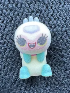 Trolls Mineez Fuzzy Rhonda Dreamworks Band Together Series 1 Figure - Picture 1 of 1