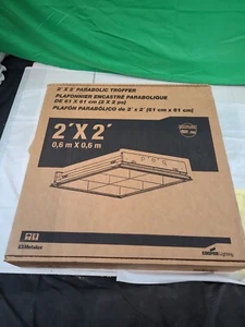 METALUX 2EP3GX-417S441-UNV-EB81-U-2' X 2'--3 T-8 PAR TROFFER-120/277V-1 BALLAST - Picture 1 of 7