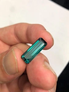 Tormalina naturale Paraiba certificata 12,79 ct blu verde smeraldo pietra preziosa sfusa - Foto 1 di 5
