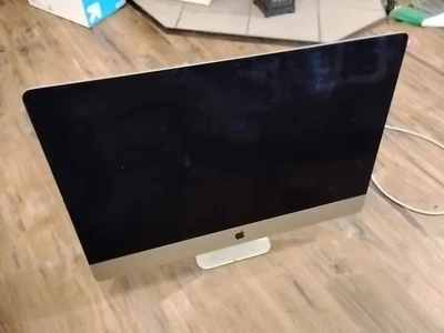 Apple iMac A1418 Computer, Intel Core I5, 1.4ghz, 8gb Memory, 500gb HDD - Image 1 of 2