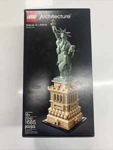 LEGO Architecture: Statue of Liberty (21042) new - Picture 1 of 7