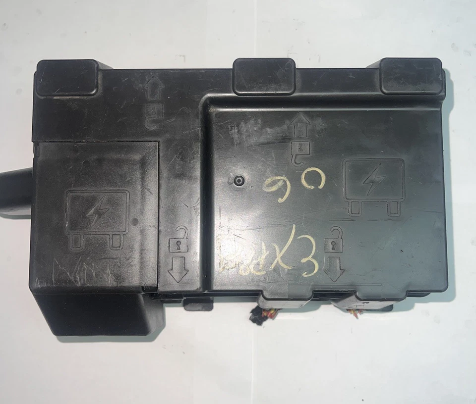 Chevy Express 2006 caja de fusibles delantero SAM relé Aspen Block 15226192 Foto 1 de 2