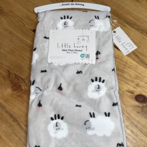 Little Honey Baby Blanket Velvet Plush 30in X 40in Gray Cute Sheep Print New - Picture 1 of 7