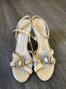 ENZO ANGIOLINI New Bridal Wedding Formal Rhinestone Leather Heels Sandals 7.5 - Picture 1 of 4