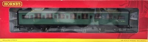 Hornby R4302E Maunsell Corridor 3rd Class Coach S1129S BR Southern Green Livery - Picture 1 of 3