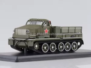 SSM3018 Soviet all terrain vehicle AT-T, parade version /khaki/ - Foto 1 di 6