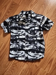 Tim Burton's The Nightmare Before Christmas Button Up Short Sleeve Shirt Kids 4 - Picture 1 of 6