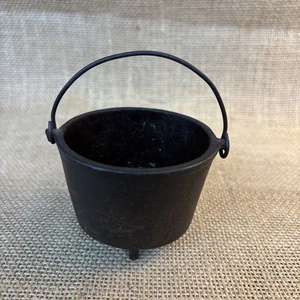 Wilton Cast Iron Mini Pot With 3 Legs With Metal Handle. 3” In Height.  - Picture 1 of 7