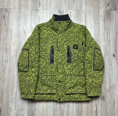 Burton x Carhartt WIP Collab Jacket M – Rare Green Camo Floral Print, Quilted Li - Image 1 of 4