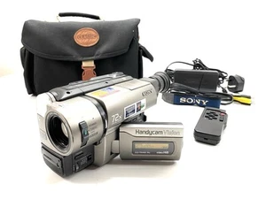 Sony CCD-TRV46E Hi8 Tape Digital Video Camera HANDYCAM Complete Working Set - Picture 1 of 19