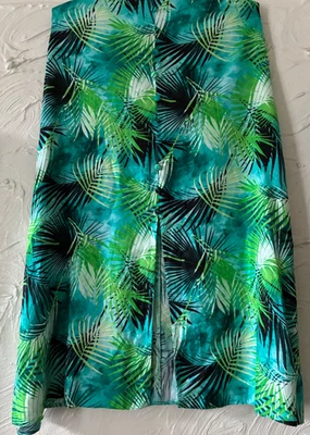 Roman size 8 green leaves jungle print maxi split skirt with buttons down front - Image 1 of 4
