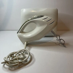 GE 225 Watt 6 Speed Hand Mixer, Case, Hooks Model 106651N TESTED WORKING - Picture 1 of 9