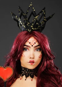 Halloween Gothic Queen of Hearts Black & Gold Crown Fancy Dress Headpiece - Picture 1 of 1
