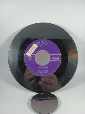 Gene Vincent and His Blue Caps - Lotta Lovin' / Wear My Ring - Capitol F3763 Foto 1 de 4