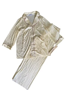 Vassarette Pajama Nightwear Set Women Ivory Pant & Top 100% Nylon 2 Piece NWT - Picture 1 of 11
