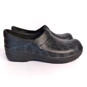 Crocs Neria Pro II Graphic Work Clog Black Leopard Women's Size 6 Nurse Teacher - Picture 1 of 4