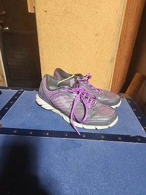 Fila женщин размер 8,5 кроссовки классный Max серый фиолетовый - Изображение 1 из 4