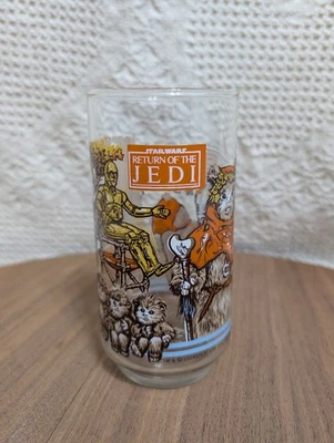 764 Antigo 1983 C-3PO/Ewoks Star Wars Return Of The Jedi Burger King Vidro Impecável - Imagem 1 de 4