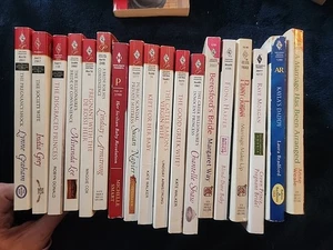 Lot Of 18 Harlequin Romance Novels - Imagen 1 de 13