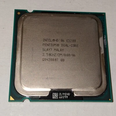 Intel Pentium E5200 2.50GHz Dual Core Processor SLAY7 Socket LGA775 - Image 1 of 2