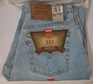 MUJER LEVI'S 551 JEANS RELAXED FIT ROJO LENGÜETA PIERNA CÓNICA NUEVO CON ETIQUETAS TALLA 12 LARGO - Imagen 1 de 6