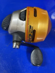 NICE Unique Classic Zebco 202 Orange Color Fishing Reel Outdoors Vintage Collect - Picture 1 of 7