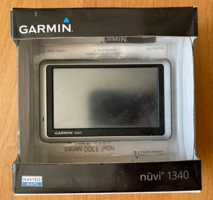 Garmin nüvi 1340 Automotive GPS Receiver (2010 UK AND WEST EUROPE MAPS) - Zdjęcie 1 z 3