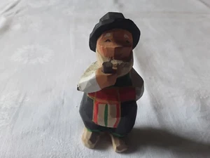 Hand Carved Henning Made In Norway Folk Art Jolly Fellow - Picture 1 of 6