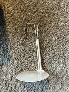 Kaiser Puppenständer 2301 Skipper Madame Alexander Betsy McCall Puppen 4 weiß neu - Bild 1 von 3