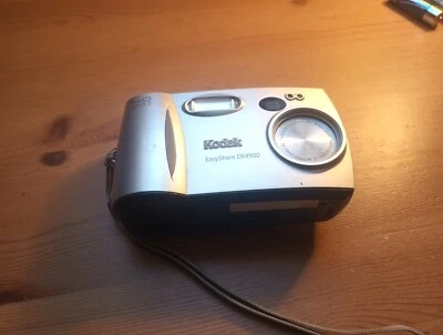Kodak EasyShare DX4900 4MP Digitalkamera - 2x optischer Zoom Silber für Ersat... - Bild 1 von 4