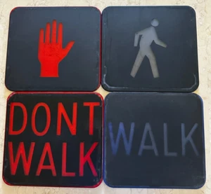 Set 4 Kunststoff Zebrastreifen Schild Dont & Walk Ampel Licht Linse 9,375" x 8,75 - Bild 1 von 6