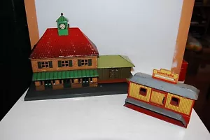 Konvolut altes Spur 0 Blech Eisenbahn Zubehör Fischer Güterhalle und Bub Bahnhof - Bild 1 von 13