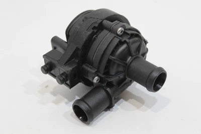 Bomba de agua refrigerante auxiliar adicional Audi A3 8V Q3 2.0TDi nueva 2Q0965567A Foto 1 de 4