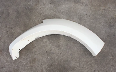 07-11 DODGE NITRO RH REAR RIGHT QUARTER FLARE MOLDING PASSENGER SIDE OEM WHITE - Image 1 of 4