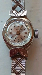 Citizen Armbanduhr Damen 0,5" Round Face Silber Sekundenzeiger Funktioniert Neu B. - Bild 1 von 3