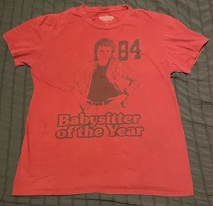 Stranger Things Babysitter Of The Year 84 T-shirt Men’s Large L 100% Cotton Red - Picture 1 of 6