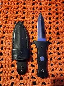VTG Benchmark Moray 4" Fixed Blade Partially Serrated Dagger Knife USA - Rare ! - Picture 1 of 5