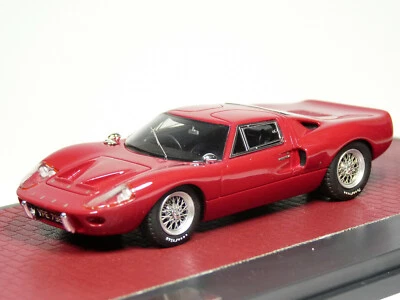 Matrix MX40603-052 1/43 1967 Ford GT40 Mk.III Resin Model Car - Image 1 of 3