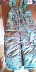 Pantalones de nieve iXtreme camuflados 24 meses 2T - Imagen 1 de 3