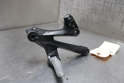 06-11 Ninja ZX14 ZX-14 Right Rearset Peg Bracket  - Imagem 1 de 4