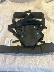 infantino flip 4-in-1 convertible baby carrier - Picture 1 of 3